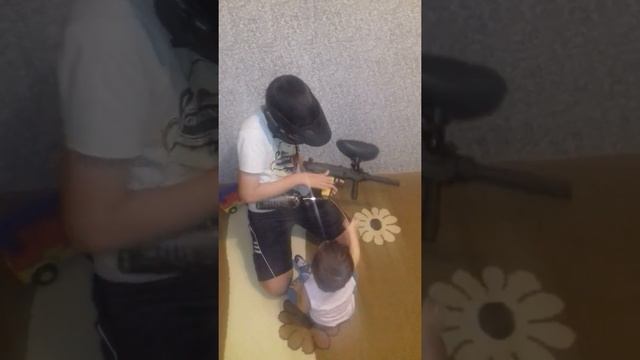 Обзор пейнтбольного Маркера смотреть онлайн