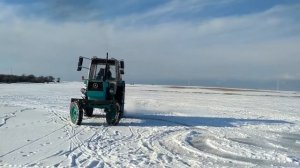 Трактор юмз