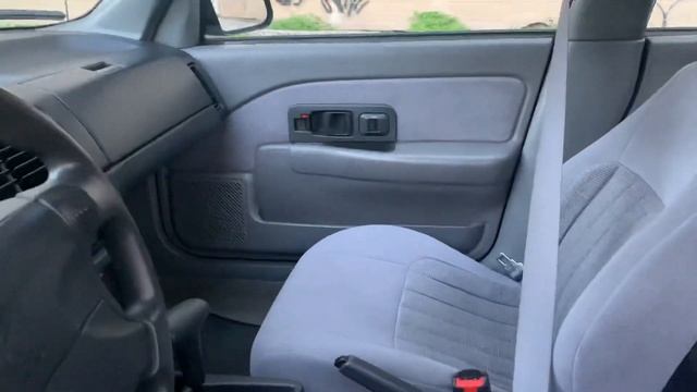 CARRO ANTIGO Saturn 1994 com tecnologia de carro 2050 смотреть онлайн