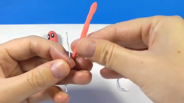 SHATTERED Разрушенный / Лепим Монстра Тревора Хендерсона из Пластилина смотреть онлайн