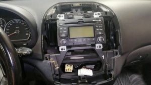 How To Remove Radio on Hyundai I30