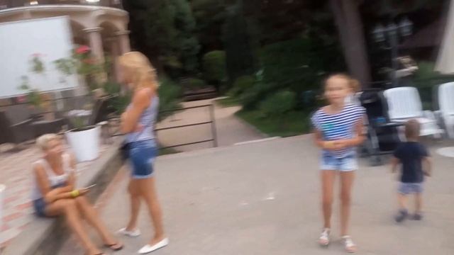 Отдых в Крыму, курорт парк отель с бассейном Демерджи, Алушта все включено, видео анимация для дете смотреть онлайн