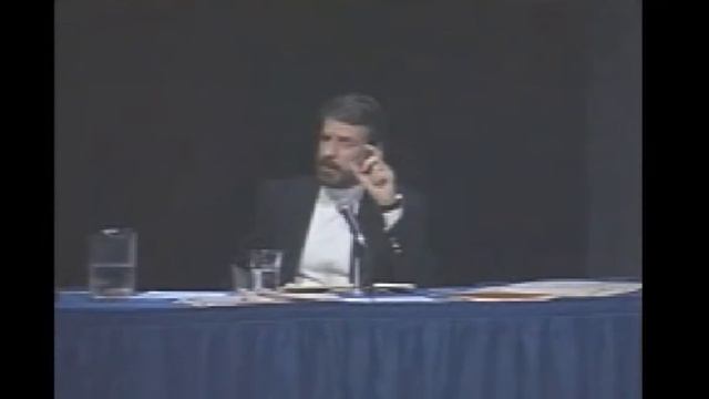 God of the Gaps/Who made God (short) debate смотреть онлайн