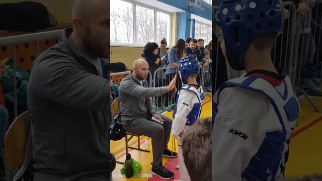 Тхэквондо Киев. Дети Школа Спорта 09.12.2018. Финал, мальчики 32 кг. смотреть онлайн