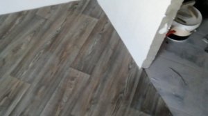 укладка линолеума на стяжку на клей