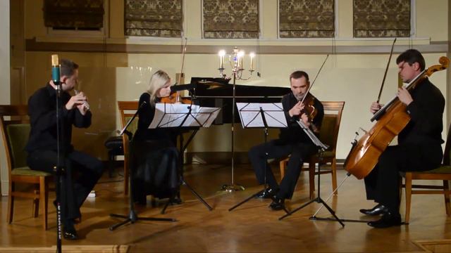 Mozart flute quartet in D major KV 285 смотреть онлайн