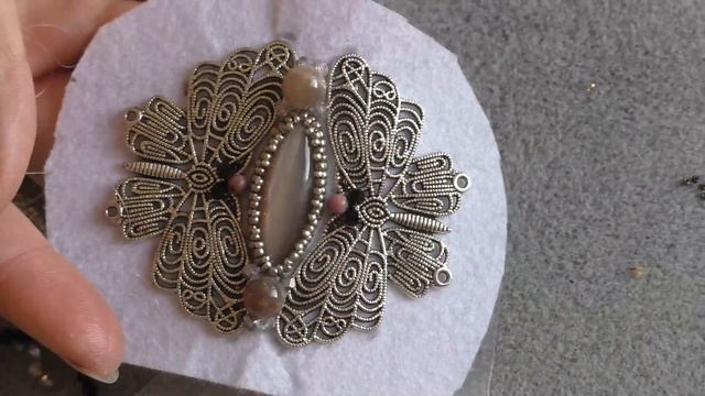 Стильная брошь в винтажном стиле. Очень простой мастер класс смотреть онлайн