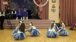 Танец на Новый год. Шапки-ушанки. 28.12.2015