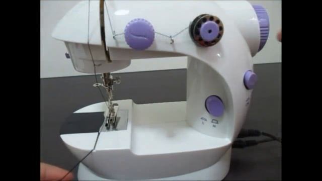 Tutorial : How To Operate The Mini Sewing Machine ♥ смотреть онлайн