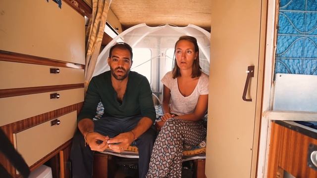 FOURGON 4x4 avec un intérieur magnifique - Saviem - VAN TOUR et Présentation смотреть онлайн