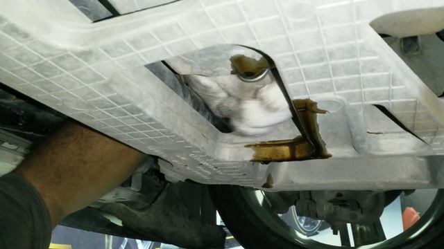 How To Change Engine Oil FISKER KARMA