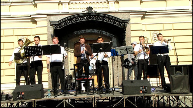  Olympic Brass, Илья Гиндин (кларнет), Роман Шиндер (гитара) смотреть онлайн
