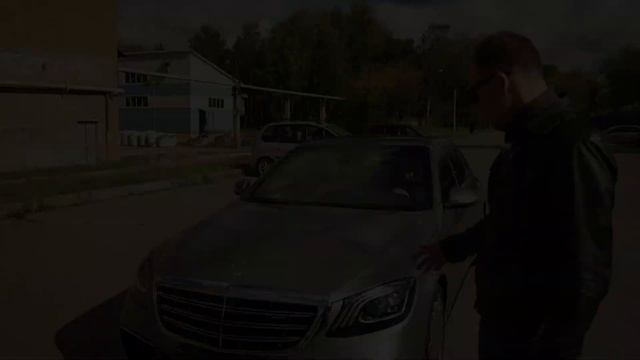 Как правильно переделать S-class W222 в рестайлинг из китайских комплектующих. Переделка в 6.3 AMG смотреть онлайн