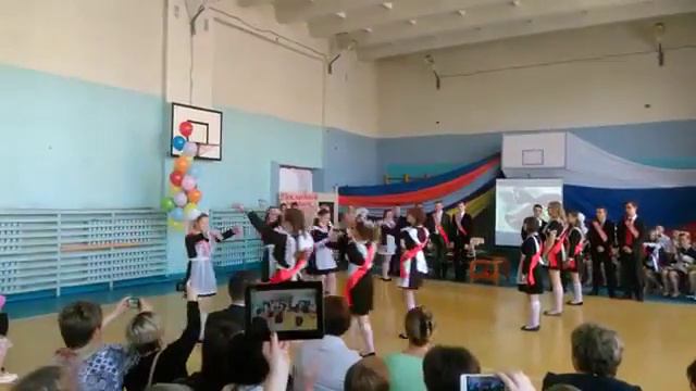 9 А 1 школы (последний звонок) смотреть онлайн