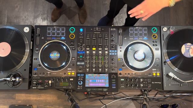 Old School Funky Groove Tech Techno Deep House Classic Mix (Part 2/3) смотреть онлайн