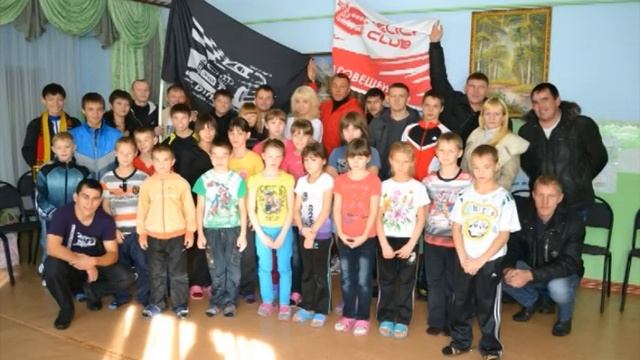 Брюнетка за рулем - final смотреть онлайн