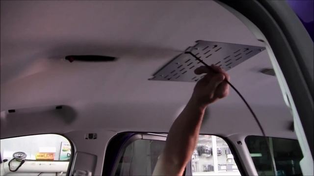 Как установить потолочный монитор в авто? | Установка автомобильного потолочного монитора смотреть онлайн