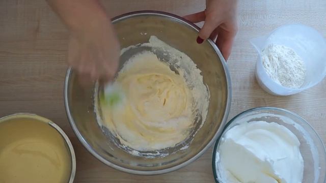 Приготовление бисквита с малиново-лимонным вкусом смотреть онлайн