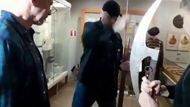 По дороге за хлебушком!Стрелецкая пищаль 17-го века.Сергей Уткин. смотреть онлайн