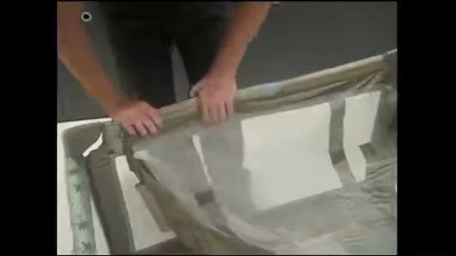 How to assemble a Graco Pack 'n Play® Playard смотреть онлайн