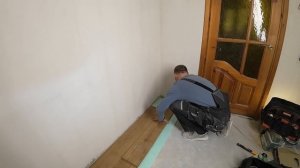 САМЫЙ ЛЕГКИЙ И БЫСТРЫЙ СПОСОБ укладки ламината своими руками.Очень подробно.