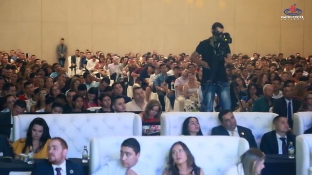 La Verdad sobre Gano Excel - Andrés Guzmán смотреть онлайн