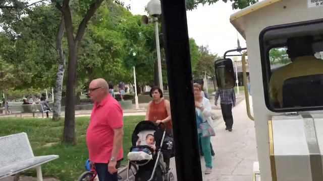 Воскресенье... Валенсия (Tramo de les Arts). Сады старого русла реки Турии. 21.05.2017, 19:35 смотреть онлайн