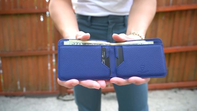 Which Brand Makes The BEST MINIMALIST WALLET? (Ekster, Ridge, Vaultskin, Rossm, Nomatic & More!) смотреть онлайн