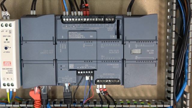 Siemens S7-1200 PLC, SB 1231 RTD temperature module wiring, TIA portal V16 monitoring. English смотреть онлайн