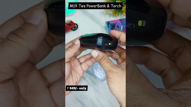 m19 tws with Torch & Power Bank смотреть онлайн