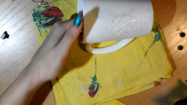 Как приклеить декор к кружке / Полимерная глина / DIY смотреть онлайн