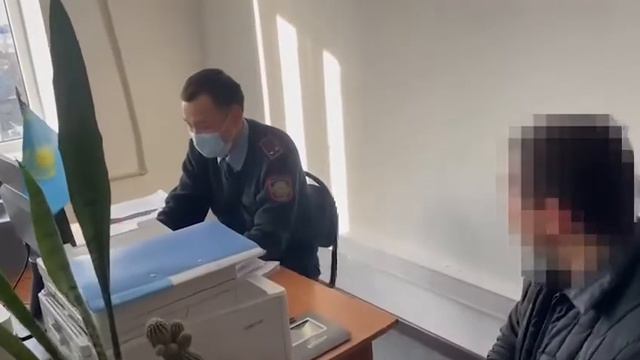 На 1 млн тенге оформил кредит аферист на жительницу Тараза смотреть онлайн