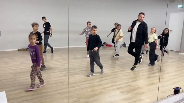 Studio kids dance!!! смотреть онлайн