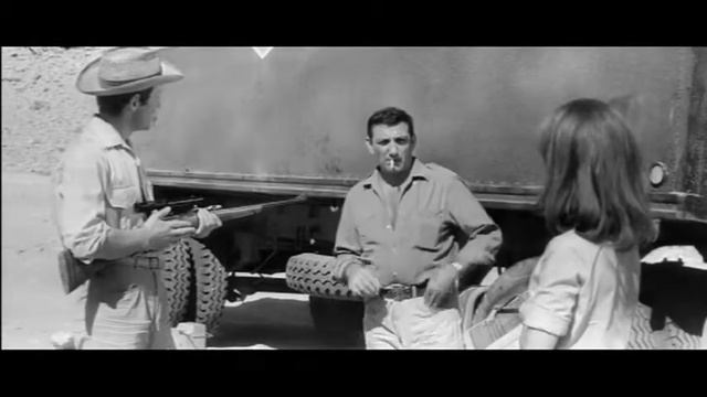 СТО ТЫСЯЧ ДОЛЛАРОВ НА СОЛНЦЕ / Cent mille dollars au soleil смотреть онлайн