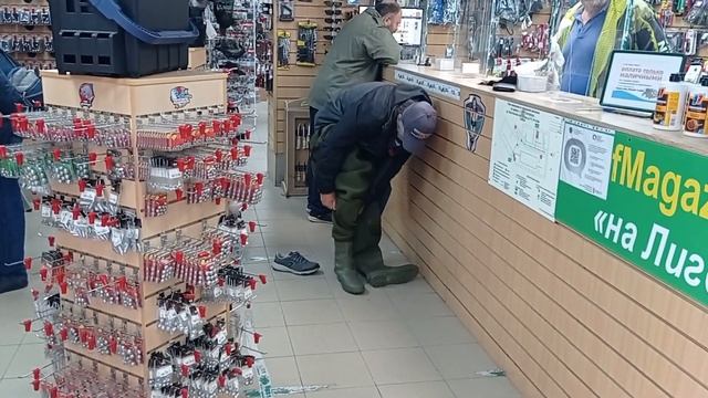 Как я покупал вейдерсы Daiwa Neo Chest Waders и тут же испытал их на речке. Поймал голавля! смотреть онлайн