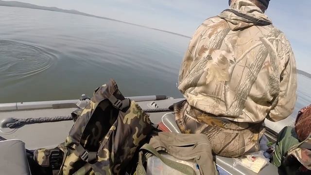 Жор окуня. Рыбалка на КВХ с лодки удалась! Ловля окуня на КВХ порадовала уловом! 2 серия смотреть онлайн