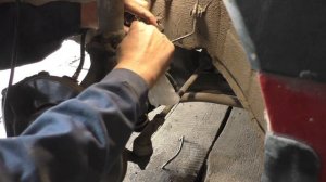 Трещины на тормозных шлангах? Как заменить тормозные шланги без прокачки тормозов