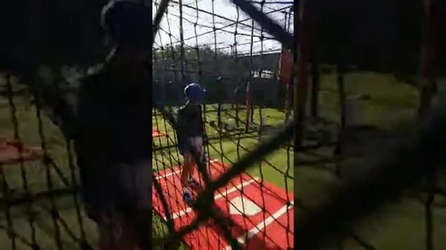 Batting Practice At The Cages смотреть онлайн
