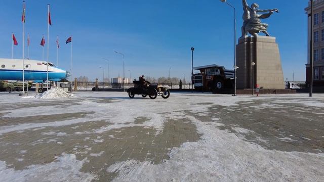 Delage R4 1913 года выпуска в движении смотреть онлайн