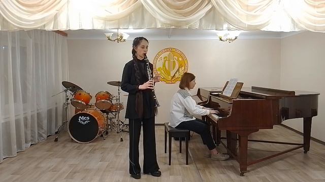 1. К.М.Вебер. Концертіно; 2. П.Бриль "Українська гумореска" смотреть онлайн