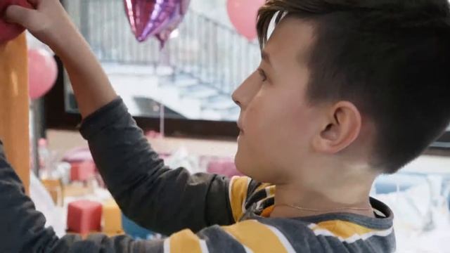 Как круто отметить день рождения в Ялте смотреть онлайн