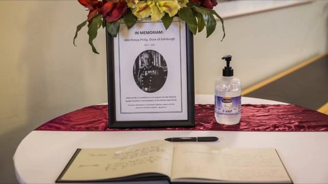 Royal Mourning. How The British Royal Family Grieve. смотреть онлайн