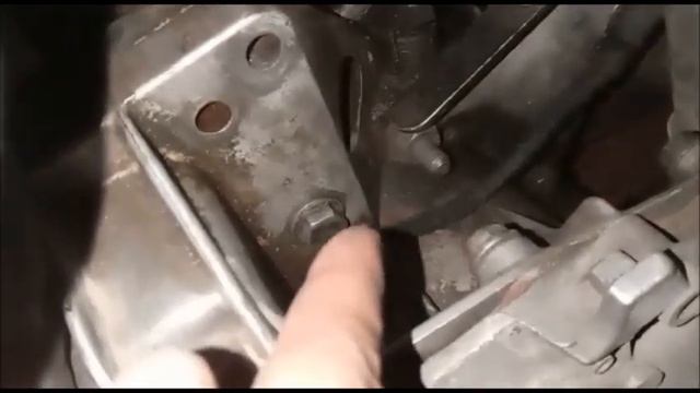 Extraccion burro motor de arranque starter Renault 19 Clio RSI Megane 2.0 F3P F3R F8Q смотреть онлайн