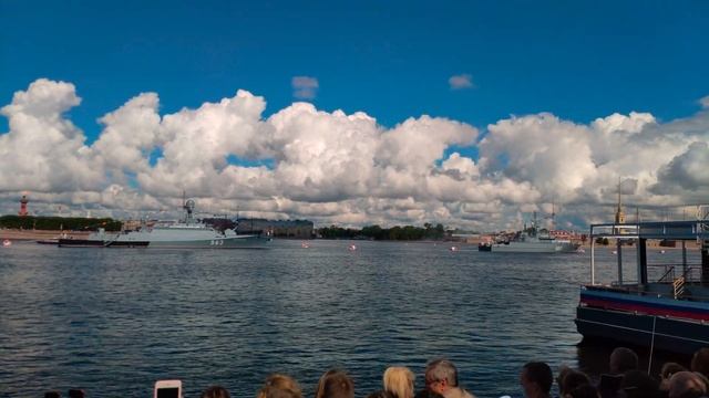 Прогулка по Санкт -Петербургу+ (Речная прогулка по Неве, Петергоф , Кронштадт-по ссылкам в описании смотреть онлайн