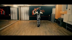 Кизомба урок для начинающих. Тьерри Деа и Анна Дорофеева | KizFamily Dance School