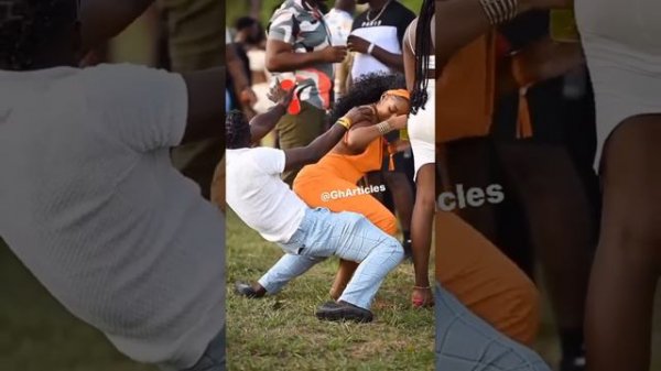 Beautiful Soloku & Romantic Dance At A Party