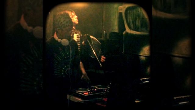 Sesan de la Cumbia ft. TlackDub DJ @ La Verbena 2022 смотреть онлайн