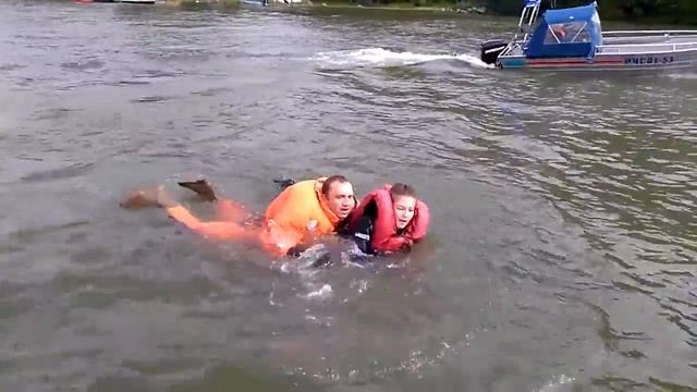 Тактика спасения утопающего на воде. смотреть онлайн