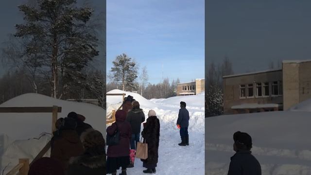 Освящение и установка купола и Креста храма Георгия Победоносца в Коськово смотреть онлайн