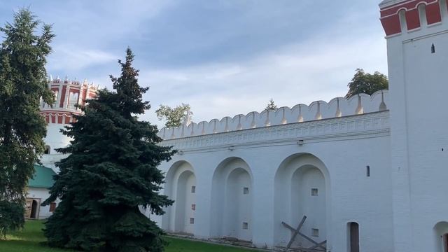 Новодевичий монастырь | Novodevichy Convent смотреть онлайн